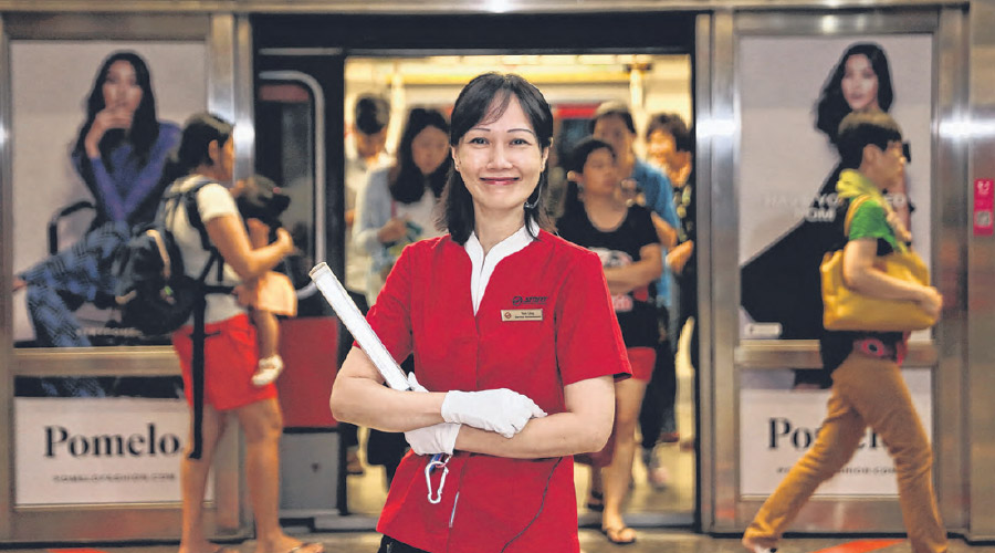 10,000 Trained To Spot And Help Those With Dementia